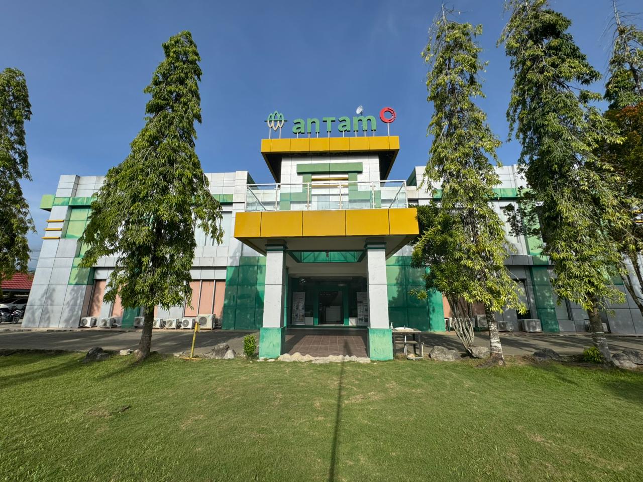 ANTAM Siapkan SDM Unggul Lokal Maluku Utara Melalui Program Beasiswa Berkelanjutan