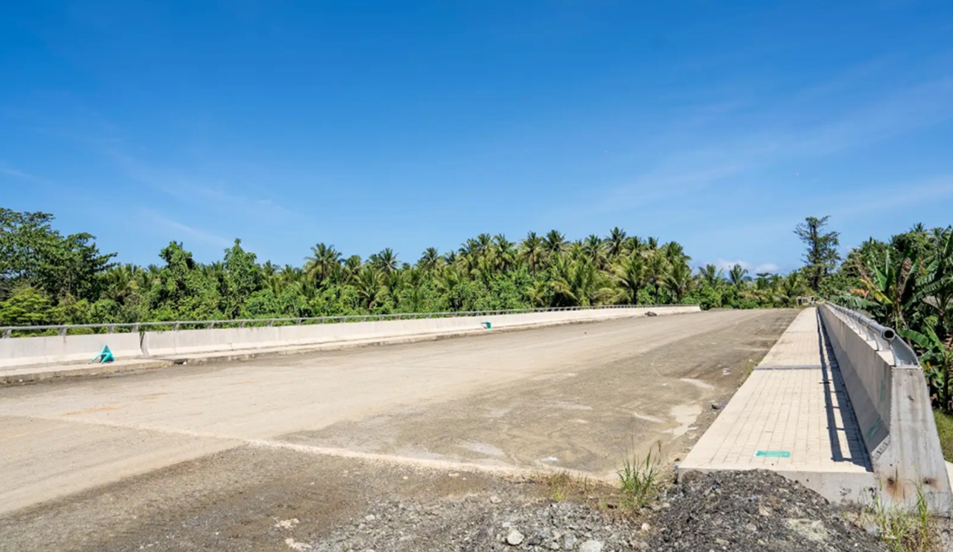Bangun Jembatan Akelamo, Harita Nickel Dorong Ekonomi Pesisir Obi