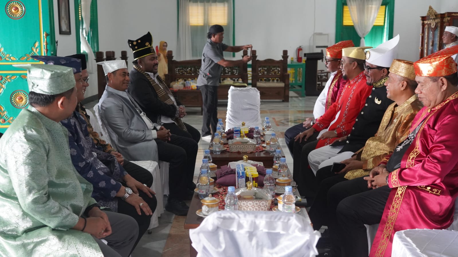 Bupati Haltim Hadiri Peringatan Hari Jadi Tidore Ke 918