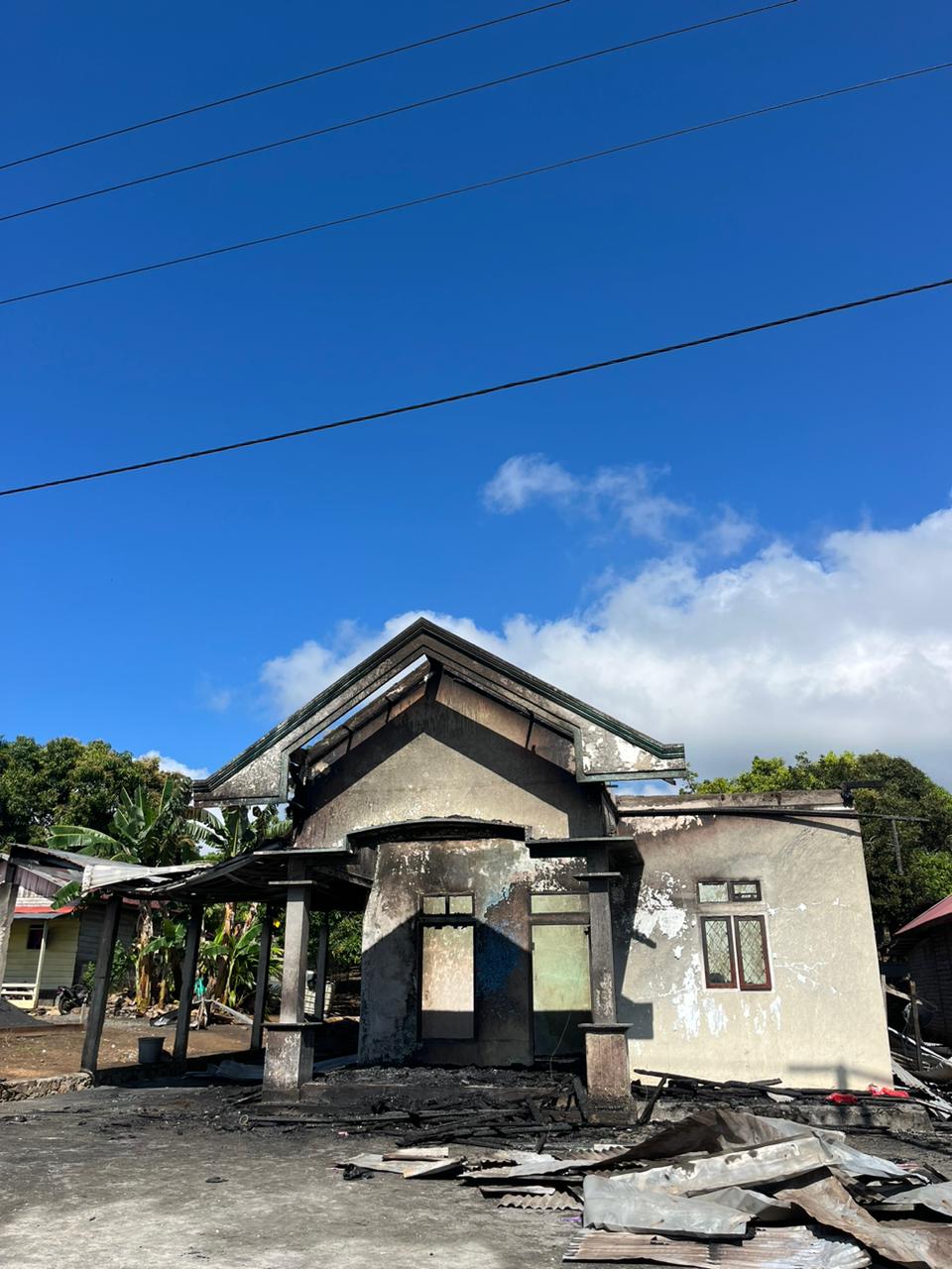 Rumahnya Dilahap Sijago Merah, Darmin Harap Bantuan Pemda Haltim