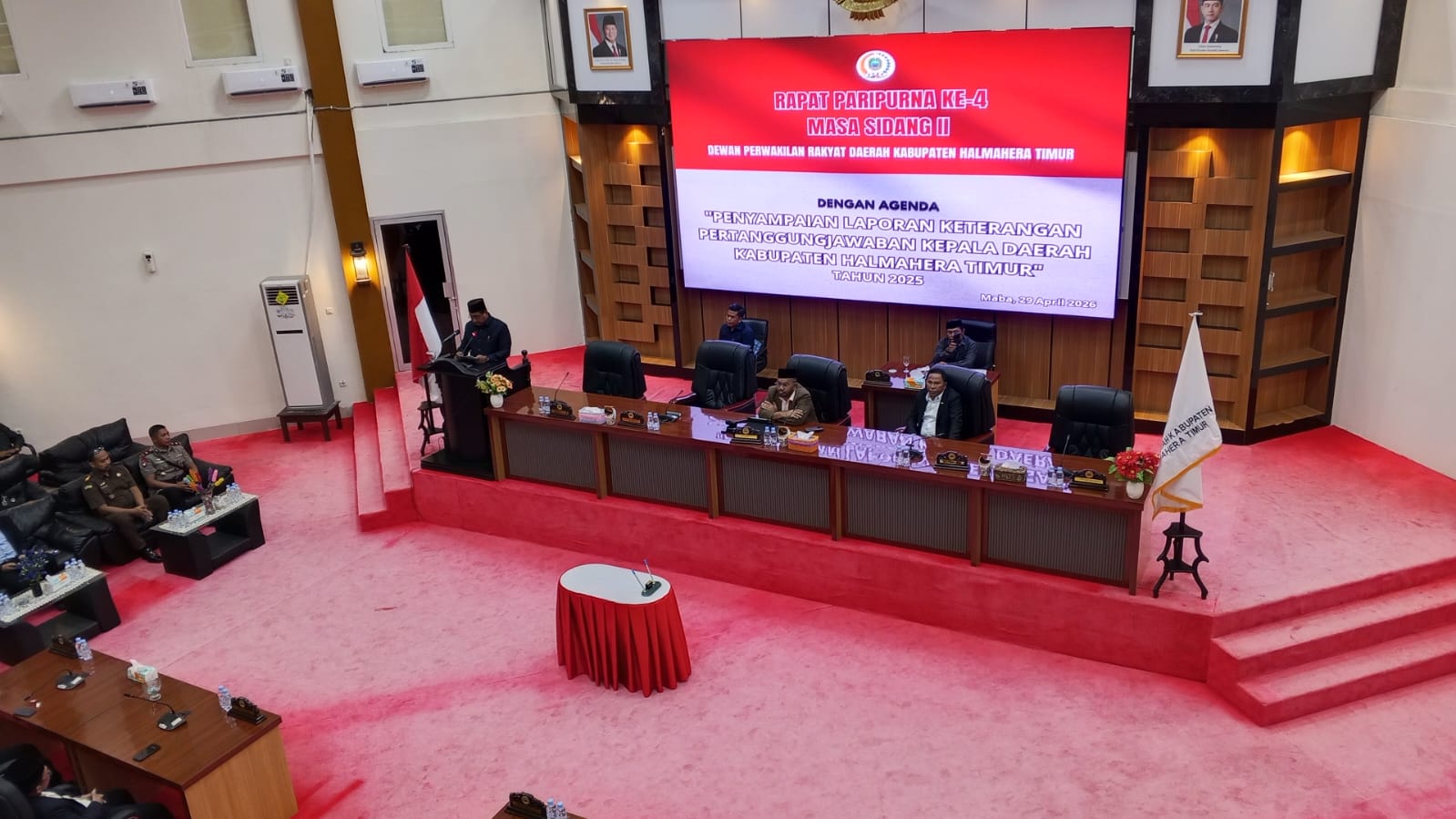 Bupati Ubaid Sampaikan LKPJ tahun 2025