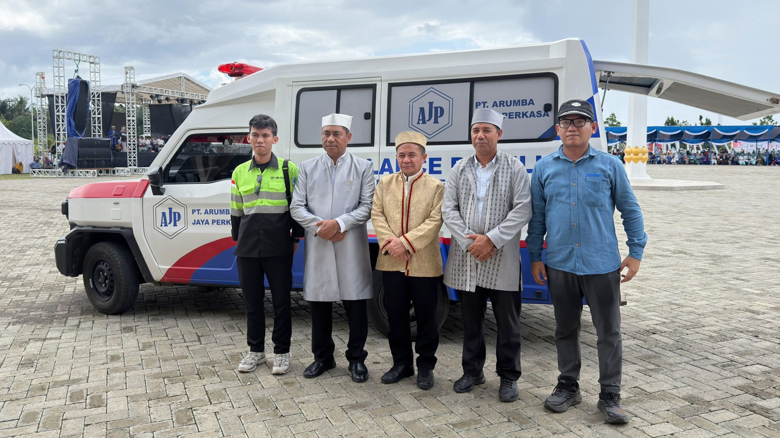 PT AJP dan Pemkab Haltim Perkuat Sinergi Lewat Bantuan Ambulans