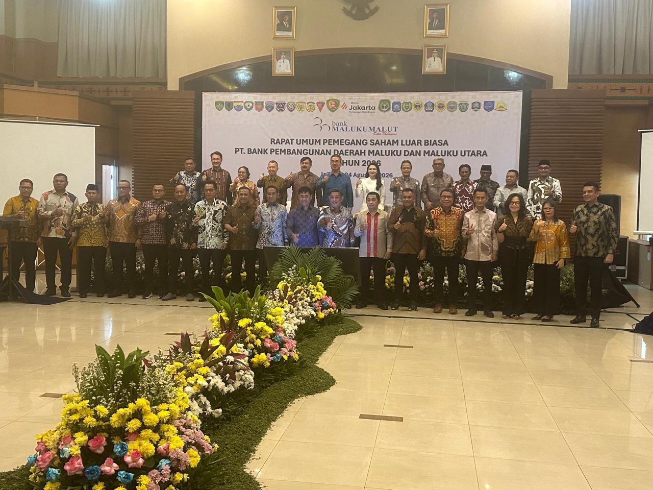 Bupati Halmahera Timur Hadiri RUPS Luar Biasa PT Bank Maluku dan Maluku Utara